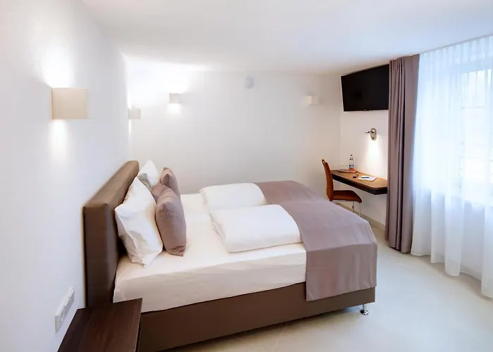 Отель Hotel Fuessen *